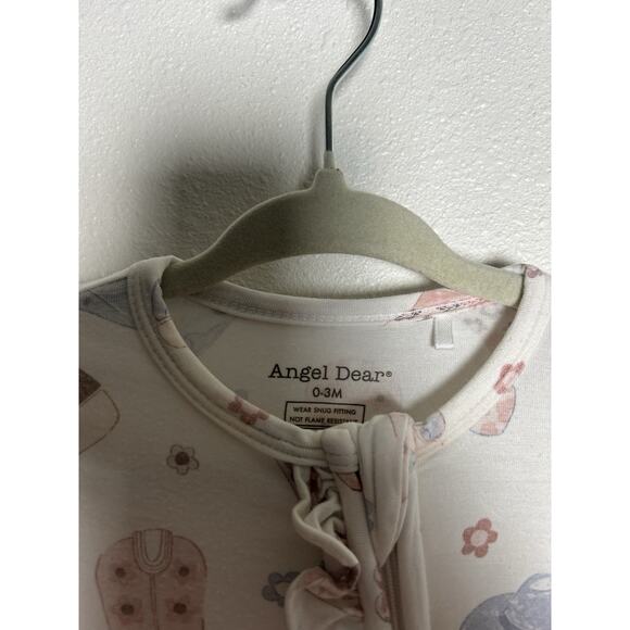 ANGEL DEAR BABY GIRL FOOTIE PAJAMA COWBOY BOOTS PINK 0-3 months - Picture 2 of 4